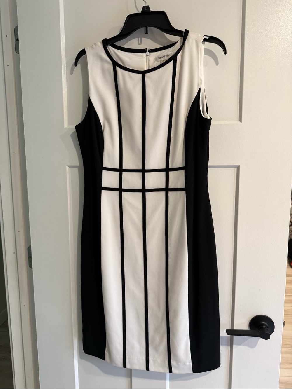 Calvin Klein Black & White Colorblock Sheath Dress